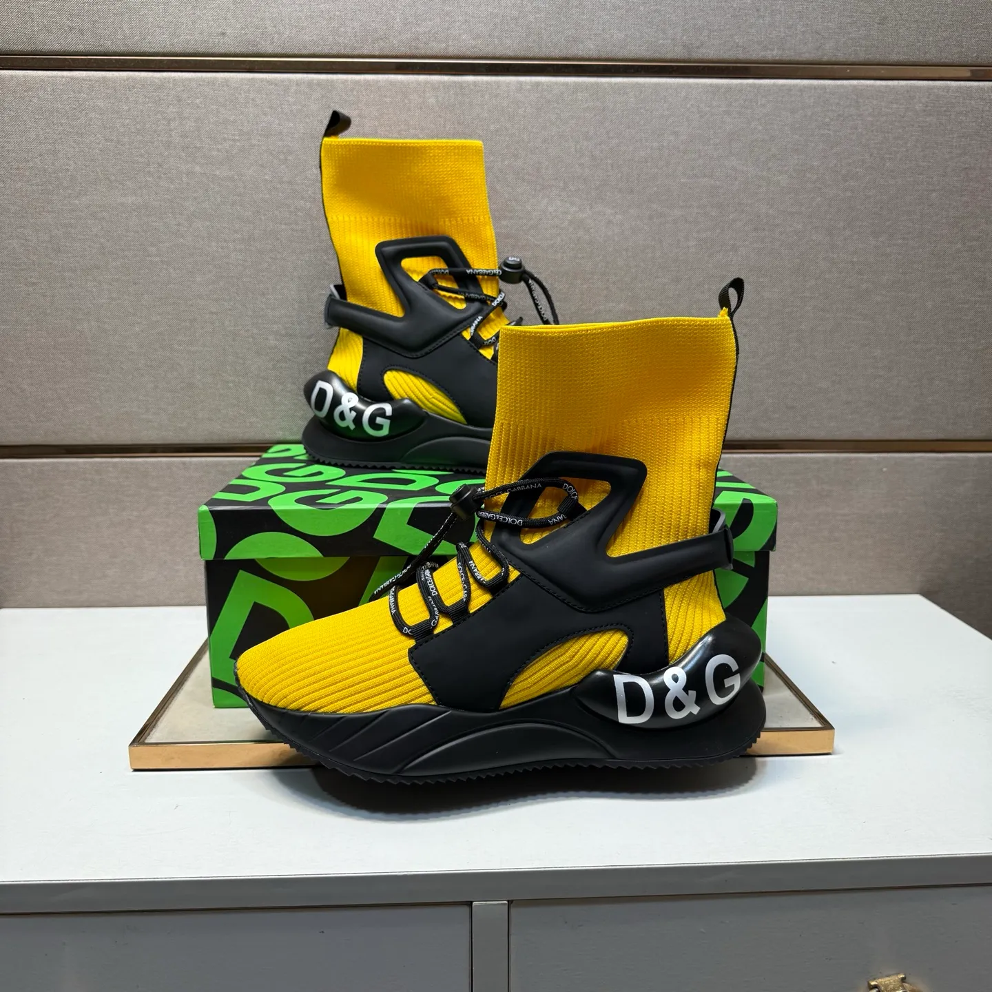 ⬛️Men's men's shoes💰p420【DG～】couple casual shoes 2025z cabinet sales simultaneously 🔶Size: 36-44 #️⃣ 🔷2 colors🔜The upper is made of multi-material splicing➕Mesh lining, comfortable and breathable, sole: original comfortable and wear-resistant outsole, ⚠️real thing📱photographed🎬real thing is better📢📢📢